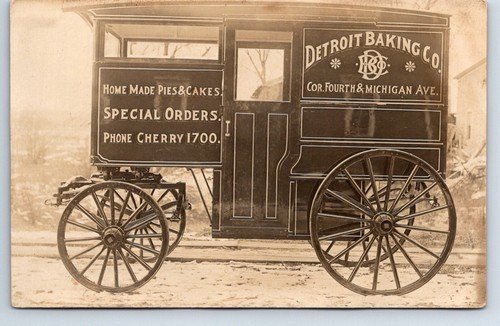 RPPC Real Photo Postcard Michigan Detroit Baking Company Wagon Pies Cakes