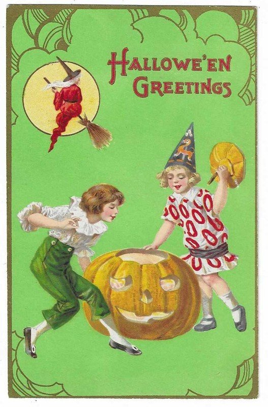 Winsch Type Back Halloween Postcard Girl taking lid off JOL