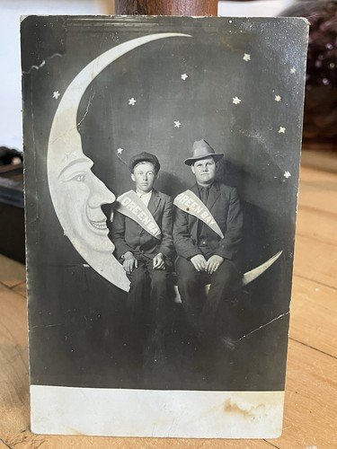 ANTIQUE VINTAGE PAPER MOON RPPC PHOTO POSTCARD YOUNG MEN GREEN BAY PENNANTS