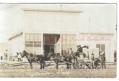 RPPC ~ YELLOWSTONE, MONTANA Stage at Store c.1908 ~ Gallatin County ~ WOW !!!