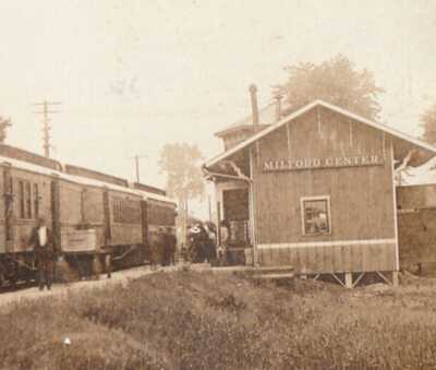 1916 RP POSTCARD MILFORD CENTER OH OHIO BIG 4 RAILROAD STATION DEPOT & TRAIN