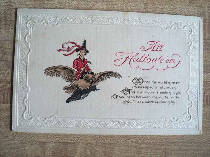 HALLOWEEN Witch Riding an Owl vintage Winsch Embossed Postcard