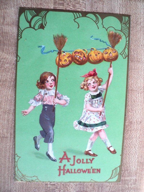 HALLOWEEN 2 Girls w/ Brooms with Jack-O-Lanterns vintage Winsch 5061 Postcard