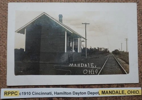 RPPC c1910 Cincinnati, Hamilton Dayton Depot, MANDALE, OHIO. REAL PHOTO POSTCARD