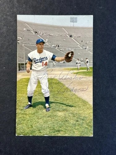 Gil Godges Signed Los Angeles Dodgers Postcard " Best Wishes " AUTO JSA LOA