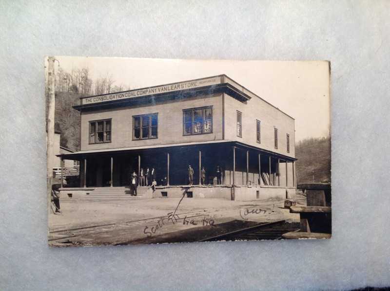 RPPC VAN LEAR, KY COAL MINING TOWN-CONSOLIDATION COAL COMPANY VAN LEAR STORE