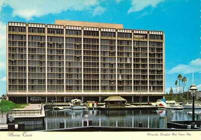 1971 Disneyland Hotel Marina side 68409-c  Anaheim CA Dexter Press 4x6 postcard